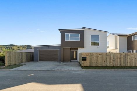 Photo of property in 2 Te Ara O Pukeko, Wainuiomata, Lower Hutt, 5014