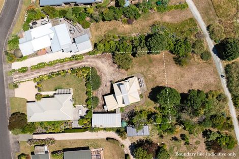 Photo of property in 80 Selwyn Street, Pohara, Takaka, 7183