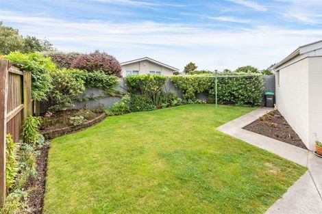 Photo of property in 22 Bucknell Street, Sockburn, Christchurch, 8042