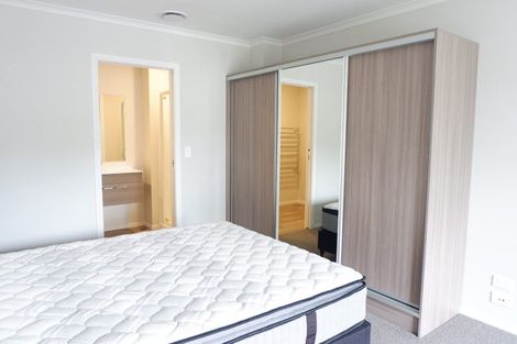 Photo of property in 12 Emmadale Lane, Hamilton East, Hamilton, 3216