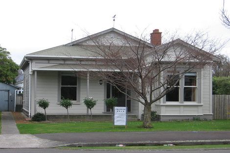 Photo of property in 10 Colombo Street, Hokowhitu, Palmerston North, 4410