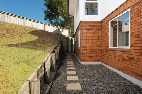 Photo of property in 5 Carex Close, Pyes Pa, Tauranga, 3112
