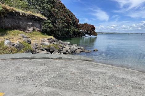 Photo of property in 344b One Tree Point Road, One Tree Point, 0118