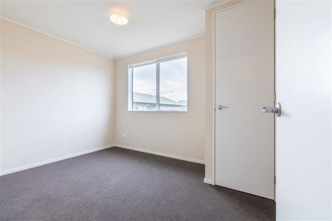 Photo of property in 13a Springs Road, Parakai, 0830