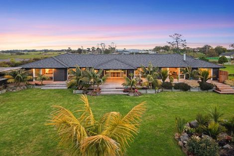 Photo of property in 9 Livery Lane, Taupaki, Henderson, 0782