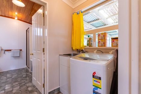 Photo of property in 3 Otanga Street, Dannevirke, 4930