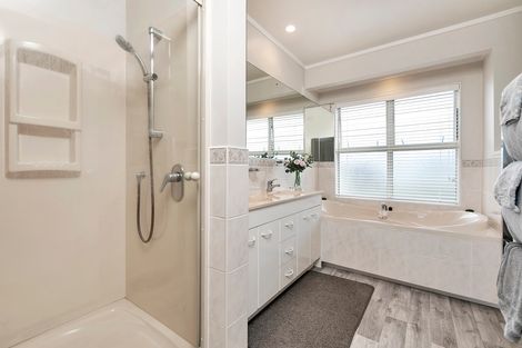 Photo of property in 12 Marlin Street, West Harbour, Auckland, 0618