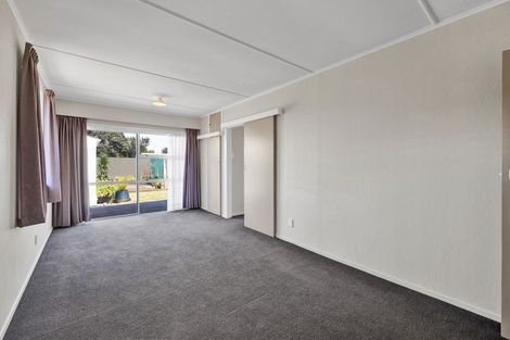 Photo of property in 133 Broadway, Waitara, 4320