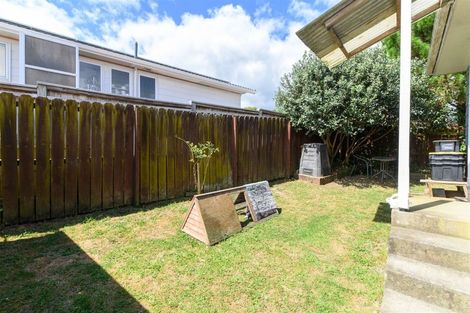Photo of property in 1/10 Hillman Place, Ranui, Auckland, 0612