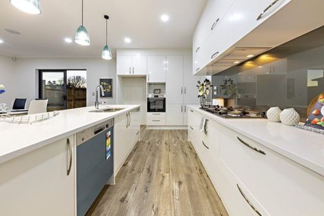 Photo of property in 23 Nohoanga Road, Karaka, Papakura, 2113