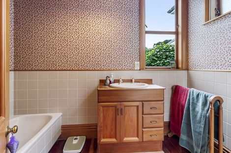 Photo of property in 5 Douro Avenue, Newtown, Wellington, 6021