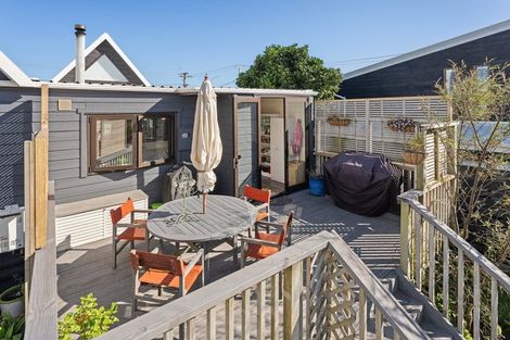 Photo of property in 97 Marine Parade, Paraparaumu Beach, Paraparaumu, 5032