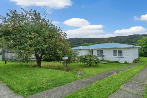 Photo of property in 58 Coast Road, Wainuiomata, Lower Hutt, 5014