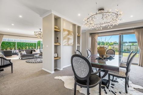 Photo of property in 28 Clifton Road, Whitford, Howick, 2571