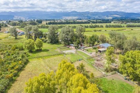 Photo of property in 328 Hokio Beach Road, Hokio Beach, Levin, 5571