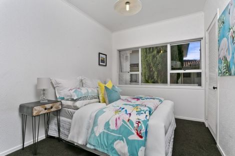 Photo of property in 65 Churchill Road, Murrays Bay, Auckland, 0630