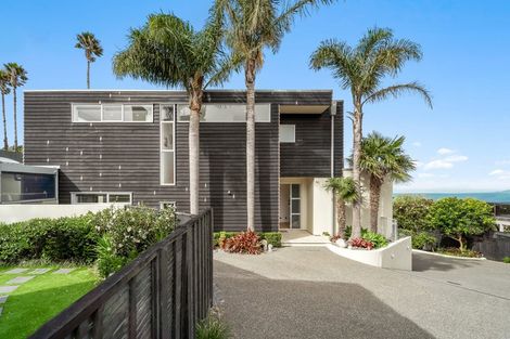 Photo of property in 33a Churchill Road, Murrays Bay, Auckland, 0630