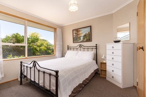 Photo of property in 2/21 Huntsbury Avenue, Huntsbury, Christchurch, 8022