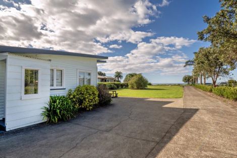 Photo of property in 21 West End Road, Ohope, 3121