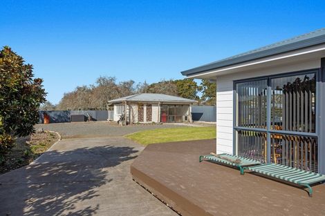 Photo of property in 13 East Bank Road, Thornton, Whakatane, 3193