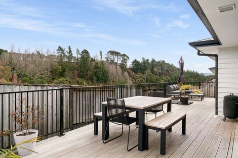 Photo of property in 32 Puhirake Crescent, Pyes Pa, Tauranga, 3112