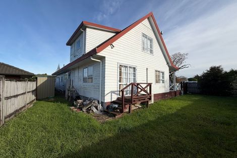 Photo of property in 8 Evanda Crescent, Conifer Grove, Takanini, 2112