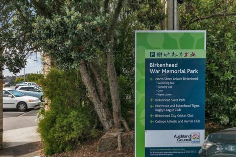 Photo of property in 3 John Court Street, Birkenhead, Auckland, 0626