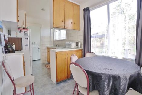 Photo of property in 12 Claverdon Drive, Massey, Auckland, 0614