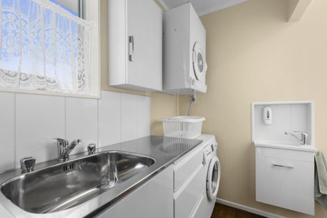 Photo of property in 90 California Drive, Totara Park, Upper Hutt, 5018