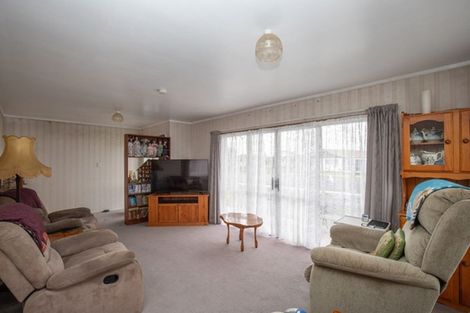 Photo of property in 1 Mcclean Place, Ngatea, 3503