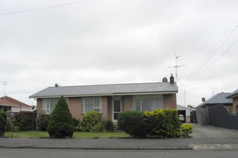 Photo of property in 140 Mcmurdo Street, Tinwald, Ashburton, 7700