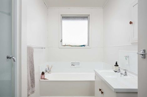 Photo of property in 5 Bloomfield Road, Te Hapara, Gisborne, 4010