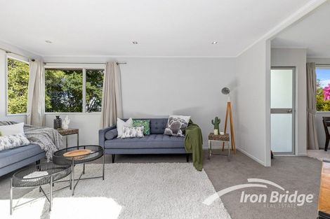 Photo of property in 17 Tacitus Place, Totara Vale, Auckland, 0629