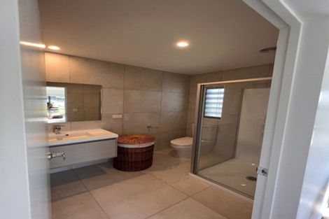 Photo of property in 51 Eugenia Rise, Totara Heights, Auckland, 2105