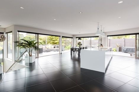 Photo of property in 25 Trent Avenue, Hokowhitu, Palmerston North, 4410