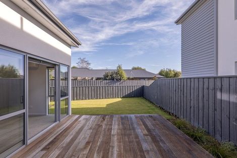Photo of property in 27 Kakapo Lane, Redwood, Christchurch, 8051