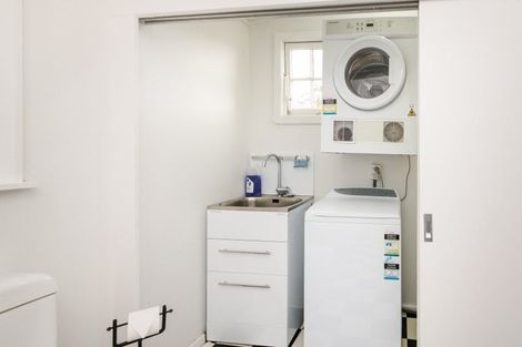 Photo of property in 70 Linton Street, West End, Palmerston North, 4410