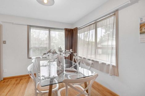 Photo of property in 14 Oakdale Street, Avonhead, Christchurch, 8042