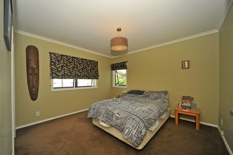 Photo of property in 6 Te Ara Road, Pukerua Bay, 5026