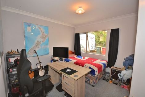 Photo of property in 60 Queens Road, Waikanae Beach, Waikanae, 5036