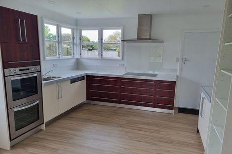 Photo of property in 62 Ellesmere Crescent, Highbury, Palmerston North, 4412