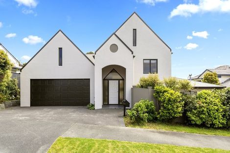 Photo of property in 106 Westchester Drive, Churton Park, Wellington, 6037