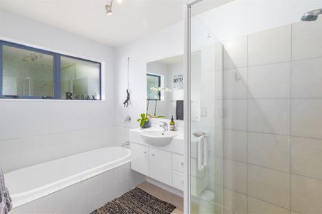 Photo of property in 8 Bernadette Street, Aidanfield, Christchurch, 8025