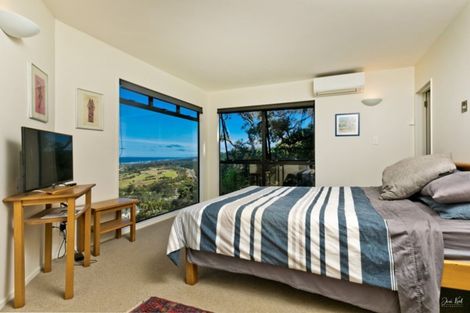 Photo of property in 90 Domain Crescent, Muriwai, 0881