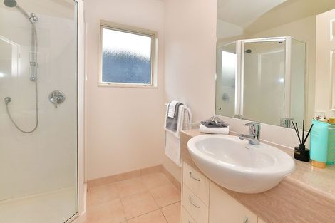 Photo of property in 9 Blue Heron Rise, Stanmore Bay, Whangaparaoa, 0932