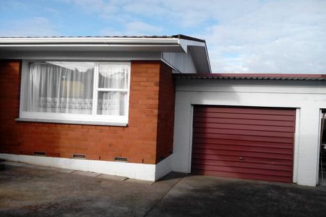 Photo of property in 2/1296 Dominion Road, Mount Roskill, Auckland, 1041