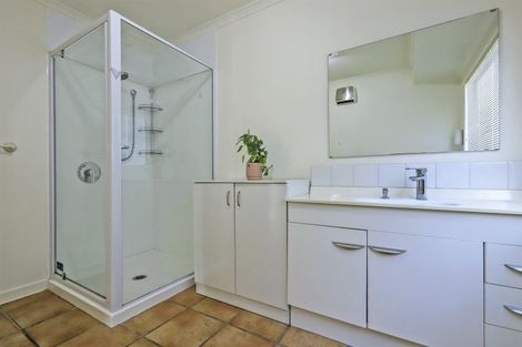 Photo of property in 13 Woodlands Drive, Havelock North, 4130