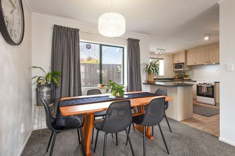 Photo of property in 17 Glenfield Road, Owhata, Rotorua, 3010