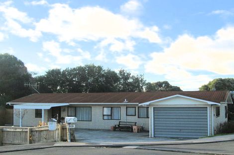 Photo of property in 39 Moana Road, Paraparaumu, 5032