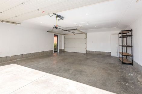 Photo of property in 27 Beatrice Place, Avonhead, Christchurch, 8042